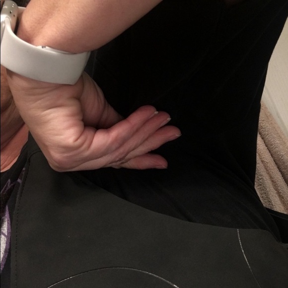 🎊Loungefly Mickey Mouse Slouch Tote - Picture 8 of 9